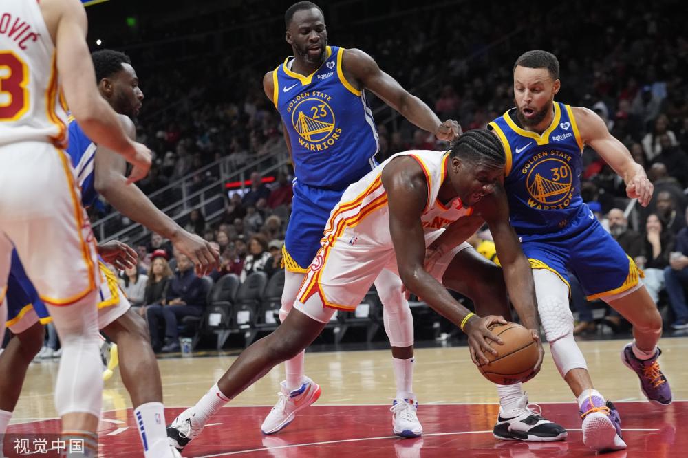 球员射门时 球员射门时