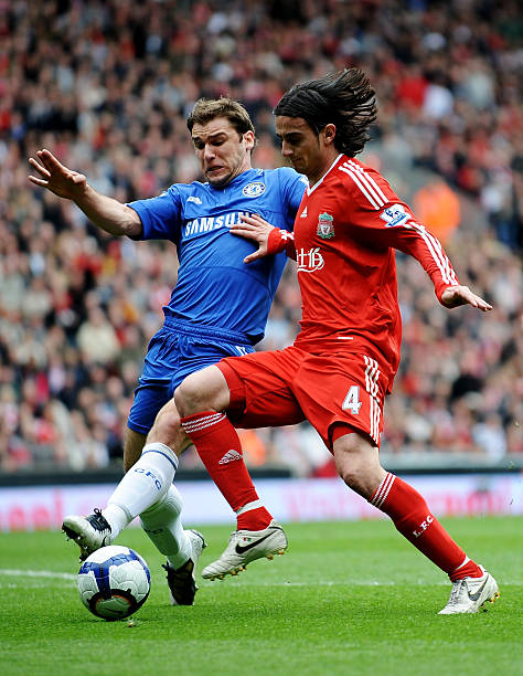 年轻球队而 年轻球队而